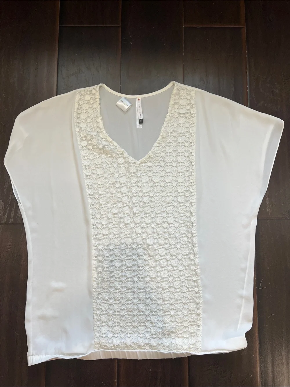 Sachin + Babi White Blouse, size Medium